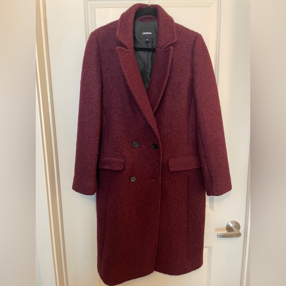 Express Women's Burgundy wool-blend boucle double-breasted coat NWOT - Picture 2 of 9
